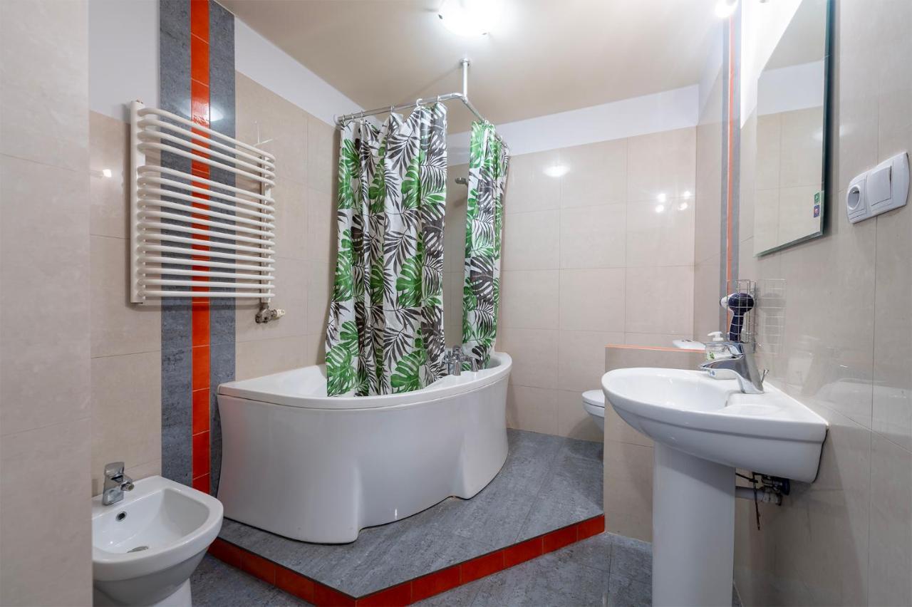 Piotrkowska-I- 75Mcentral Cosy&Freeparking Łódź Dış mekan fotoğraf